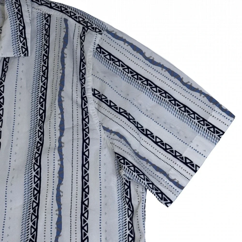 Hollister‎ Mens Short Sleeve Button Down Shirt White Blue Tribal Stripe Large